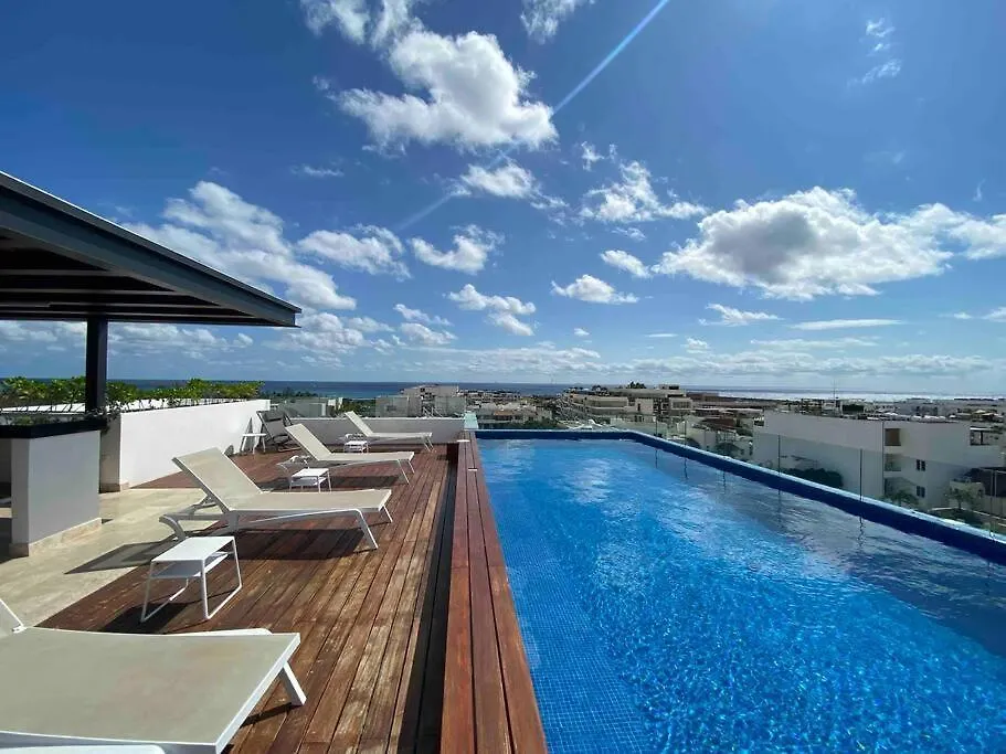 Apartamento Hermosa suite con increíbles vistas desde el roof! Playa del Carmen